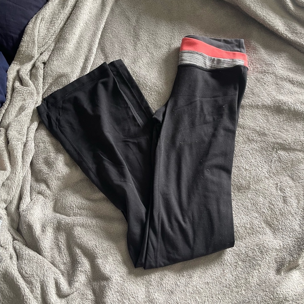 Lululemon flared yoga pant